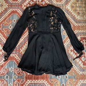 Witchy Vintage Black Lace Dress